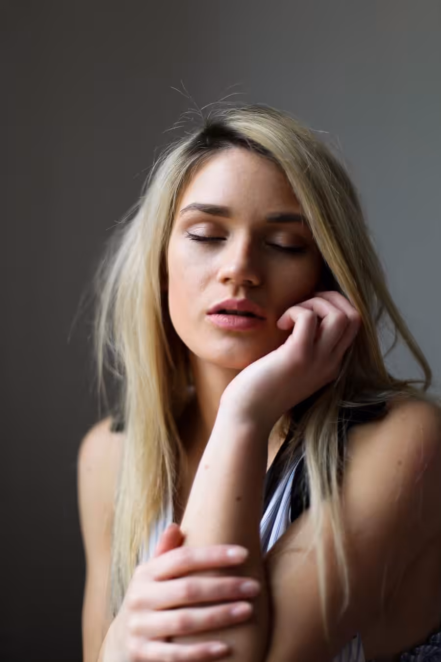 Séance portrait, femme, bretagne, 07-amandine-ropars-photographe-portrait-mode-bretagne-rennes-vannes-nantes